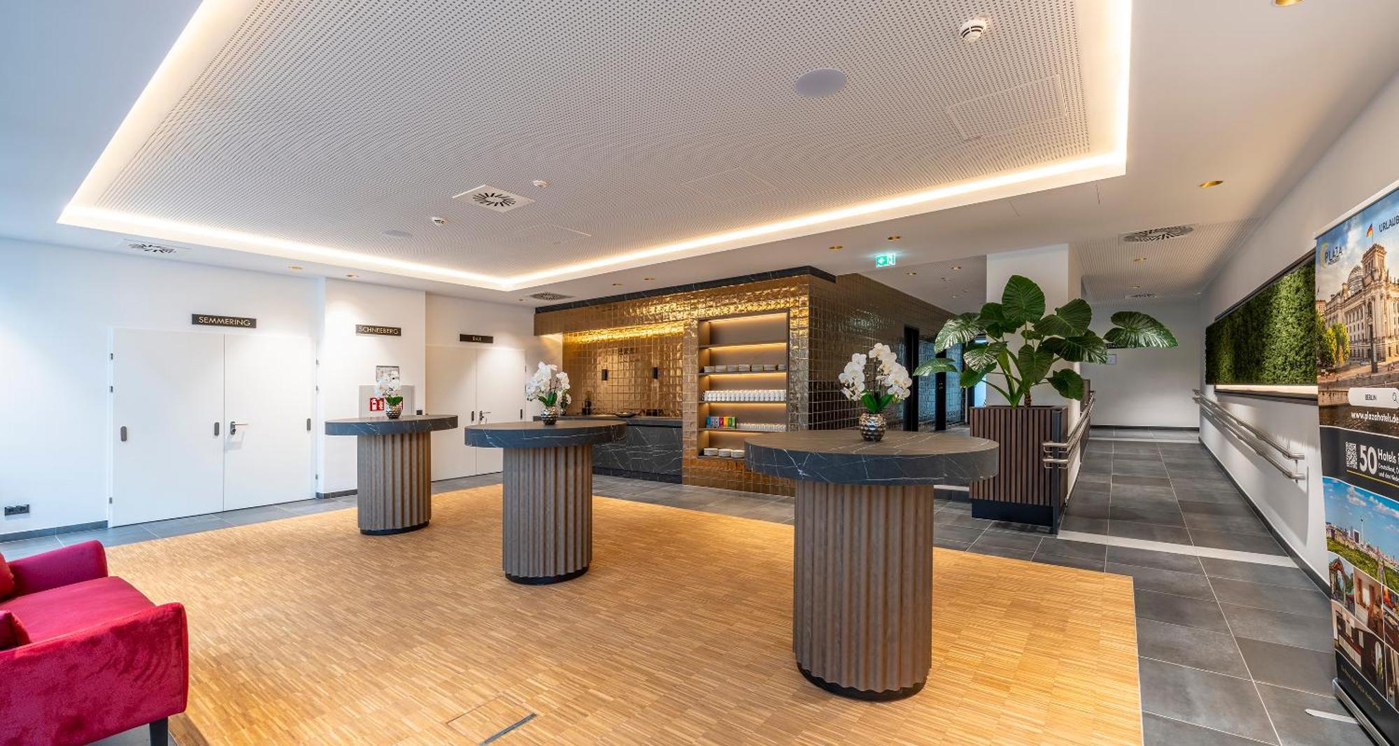 Plaza Inn Wiener Neustadt, BW Signature Collection Экстерьер фото